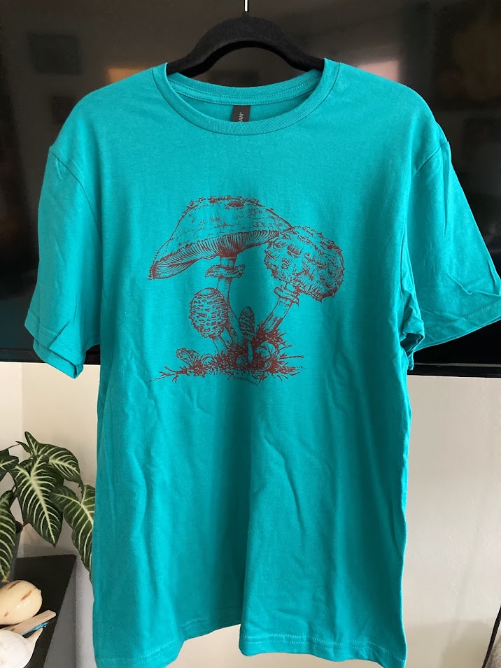 Short sleeve shroom Tee